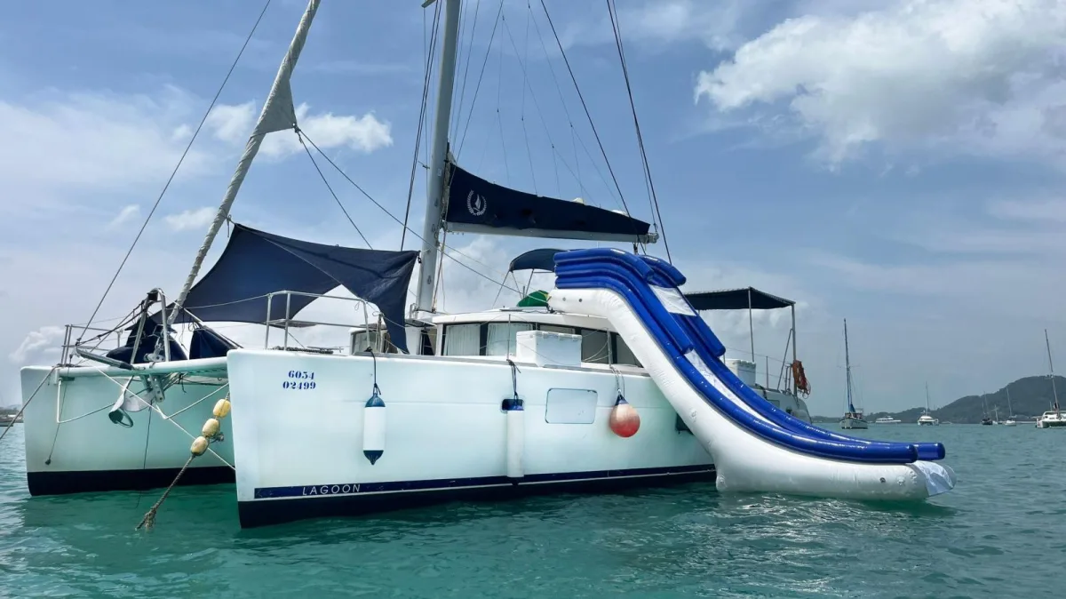 Charter Yacht in Phuket: Delight - 44ft Lagoon