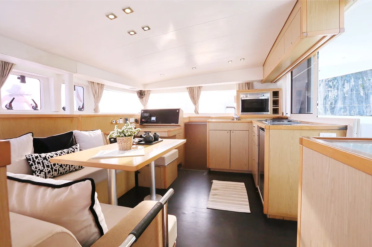 Lagoon 40ft in Krabi