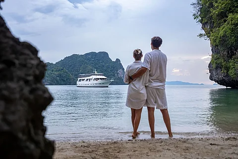  Princess of Siam | 72ft King Yacht | Charter Yacht in Phuket