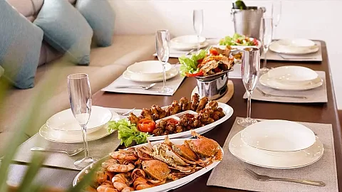  Princess of Siam | 72ft King Yacht | Charter Yacht in Phuket