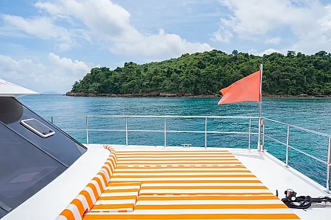  Maithon or Coral Island (5h) | Tequila