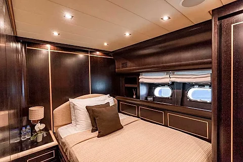 Leopard 90ft in Phuket