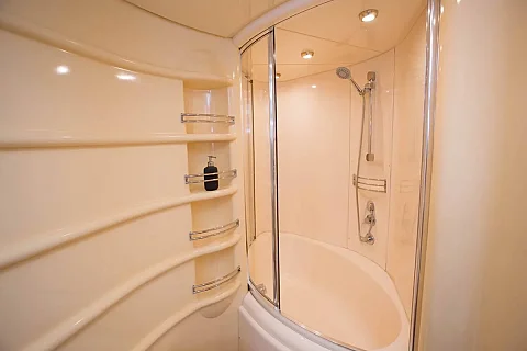  Khai & Naka Islands (8h) | Revolution