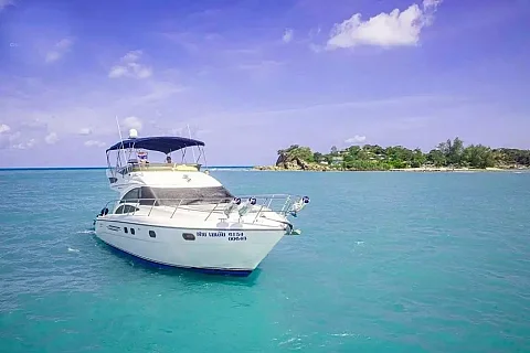  Princessa | 42ft Princess Yacht | Charter Yacht in Koh Samui