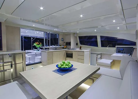  Phi Phi Island (8h) | Yetisan