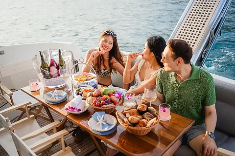  Khai & Naka Island (8hrs) | Breeze