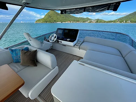  Mary | 60ft Azimut | Charter Yacht in Phuket