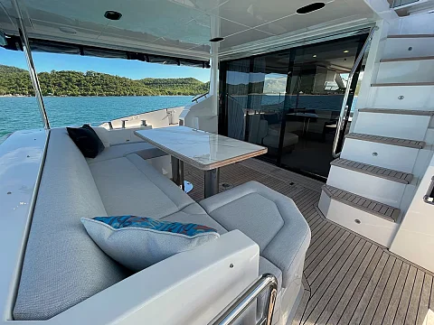  Mary | 60ft Azimut | Charter Yacht in Phuket