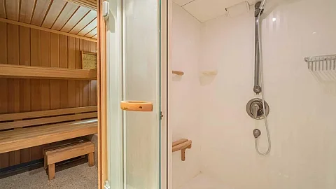 Sauna Piano | 112ft Heesen | Phuket