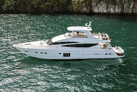  Sweet Lips | 78ft Princess Yacht | Charter Yacht in Phuket