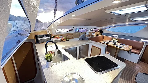  Coral Island (4 hrs) | Moonlight