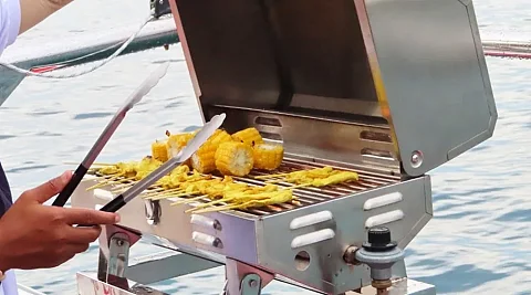  Phi Phi Island (10h) | Power Buddy