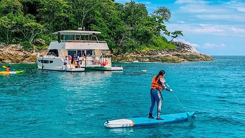  Phi Phi Island (10h) | Power Buddy