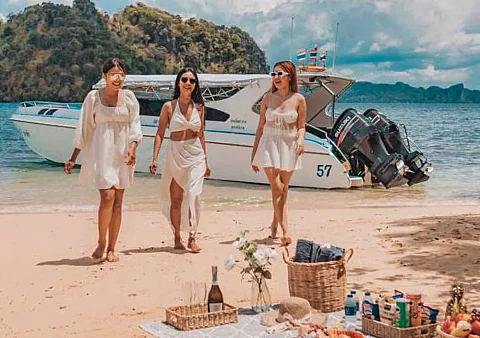 Custom Build 40ft in Phuket