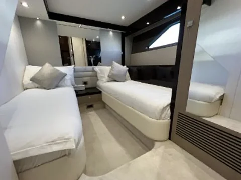  Khai & Maithon Islands (8h) | Bond