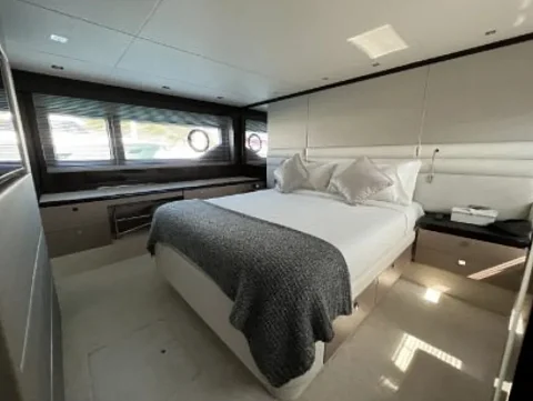  Khai & Maithon Islands (8h) | Bond