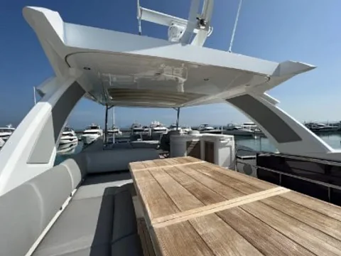  Khai & Maithon Islands (8h) | Bond