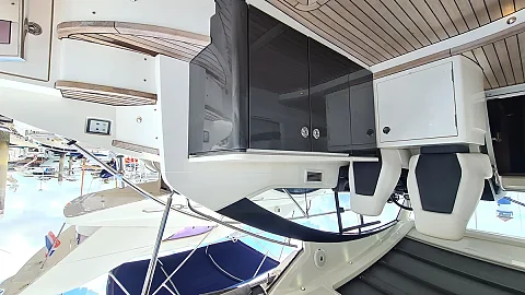  Paris | 42ft Princess Yacht | Charter Yacht in Phuket