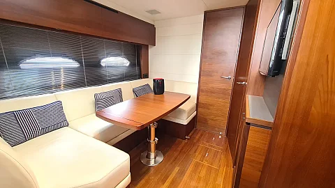  Paris | 42ft Princess Yacht | Charter Yacht in Phuket
