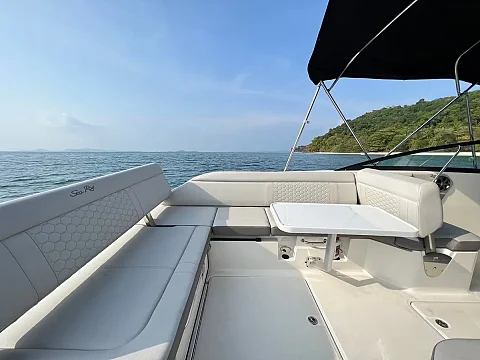  Grand prix | 27ft Sea Ray | Charter Yacht in Phuket
