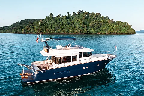  Maestro | 51ft Apreamare / Ferretti | Charter Yacht in Phuket