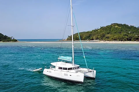  Emerald | 40ft Lagoon | Charter Yacht in Koh Samui
