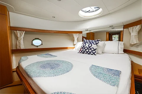  Phang Nga & Phi Phi Island (2 days / 1 night) | Ariella